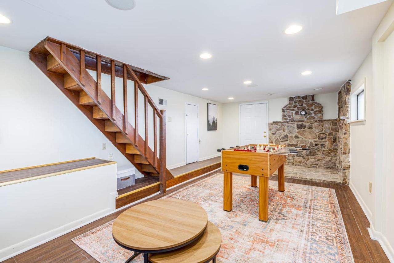 Amazing Views, Hot Tub, Fire Pit, Deck & Fireplace Inwood Buitenkant foto